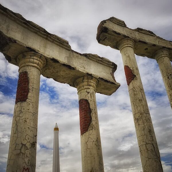 Hari Pahlawan dan Politik Ingatan